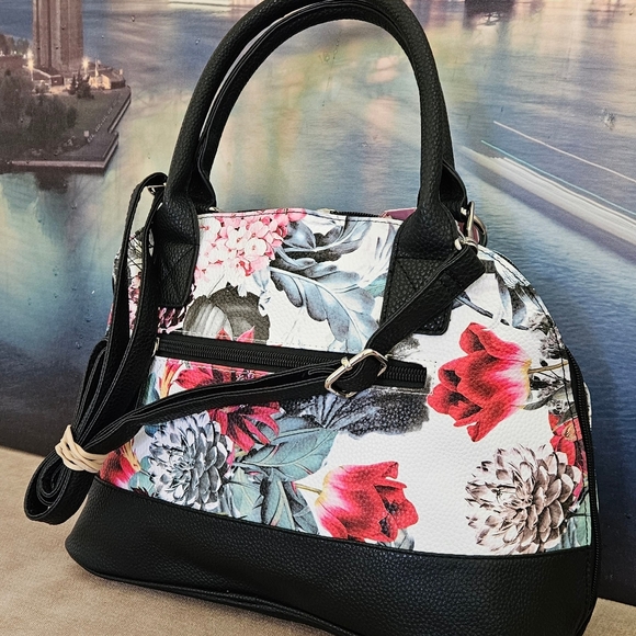 Stone Mountain USA Handbag - Picture 11 of 13